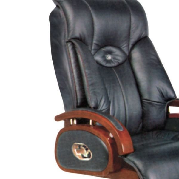 Director Series NSC 121
