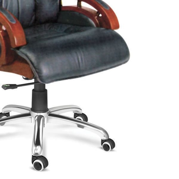 Director Series NSC 121