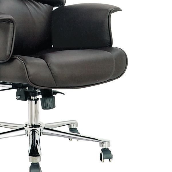 Director Series NSC 122